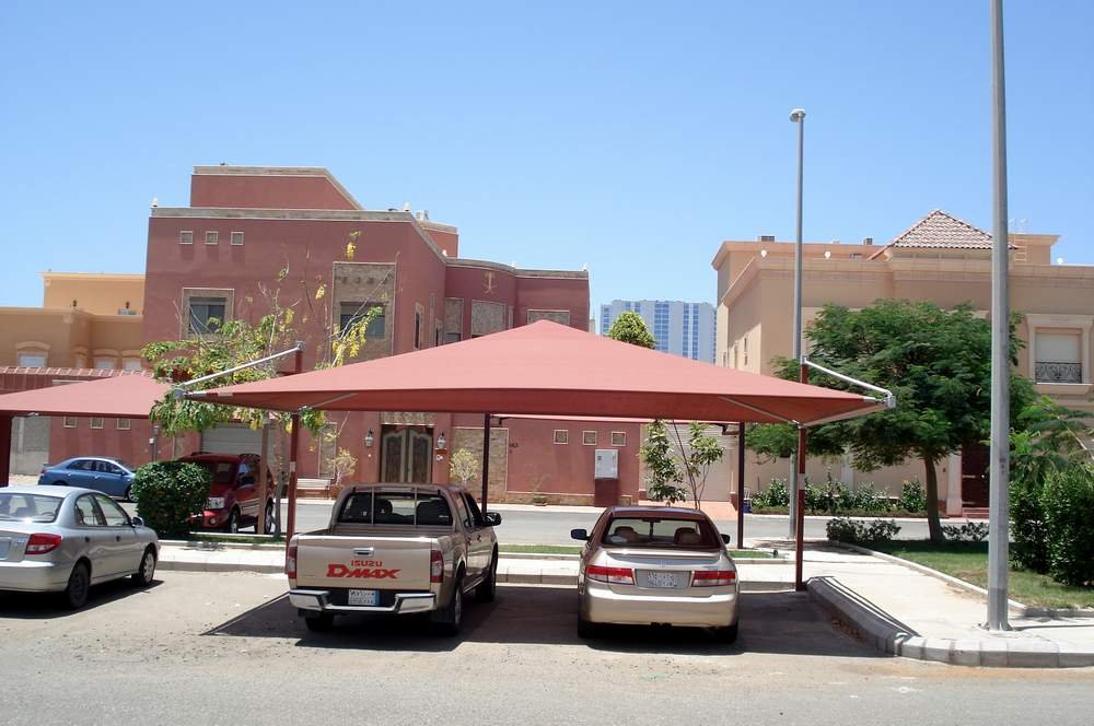 مظلات سيارات بولي إيثيلين بجودة عالية في الدمام